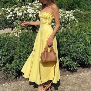 Yellow dress